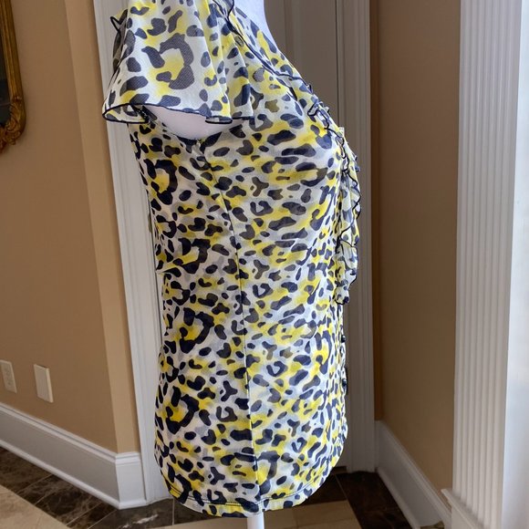 Women's I.N.C. Petite Short Sleeve Blouse Top Size Petite Small - Picture 3 of 5